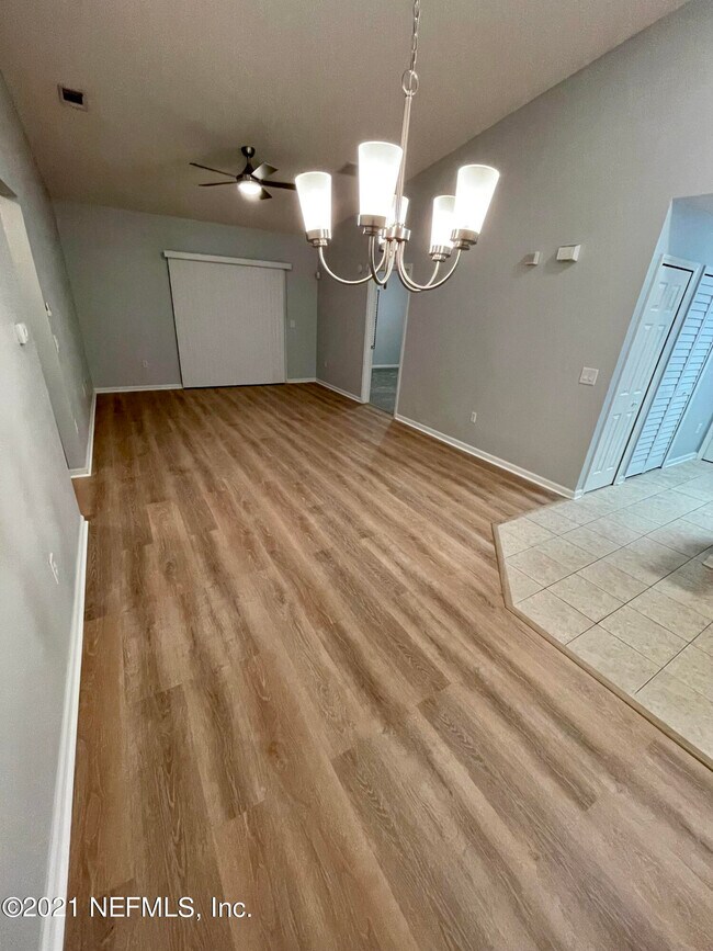 Building Photo - 9626 Belda Way