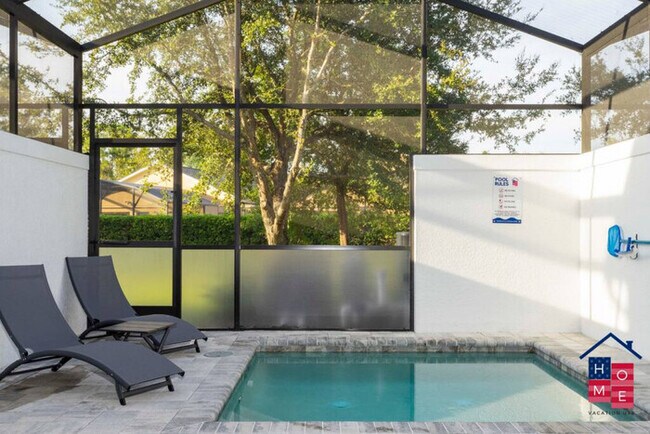 Building Photo - Tropical Paradise House- Relaxing & Privat...