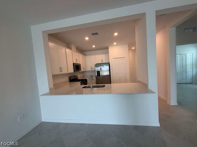 Foto del edificio - 14778 Martingale Pl
