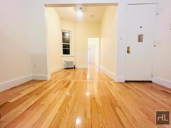 Building Photo - AMSTERDAM AVENUE