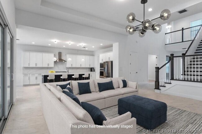 Building Photo - 9224 Crestview Cir
