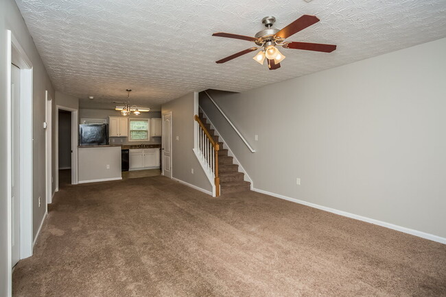Foto del edificio - 1051 Wedgewood Ct NE