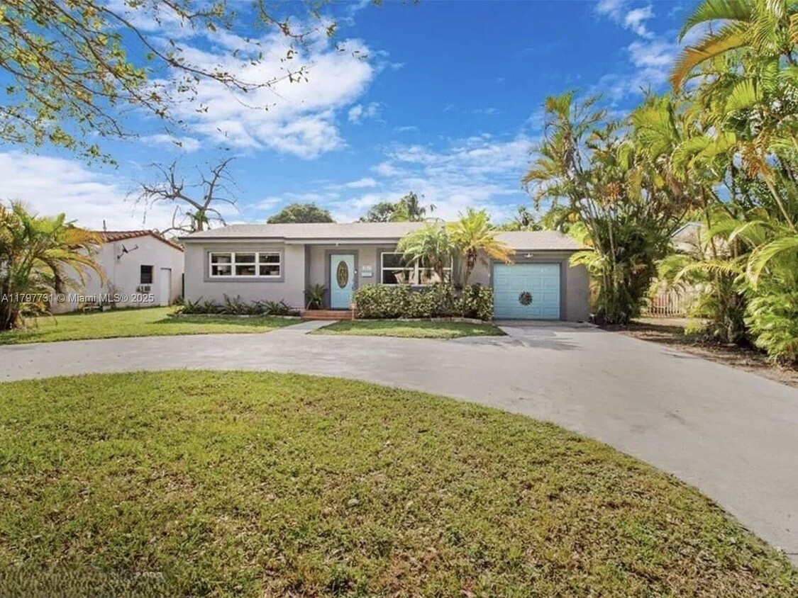 Foto principal - 2842 Jackson St