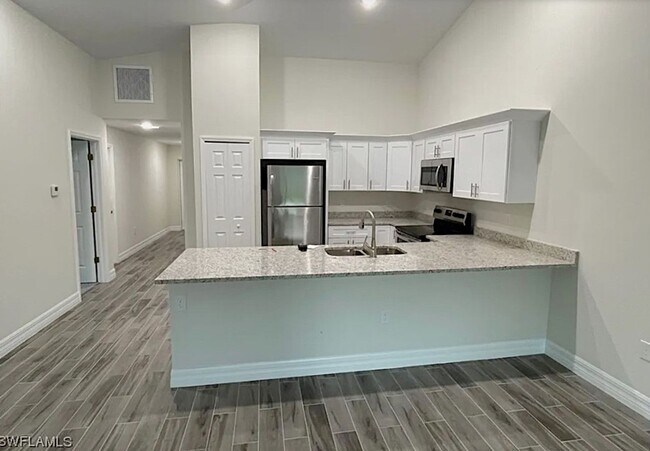 Foto del edificio - 2/2/1+DEN - GREAT LOCATION IN LEHIGH ACRES- BELL BLVD