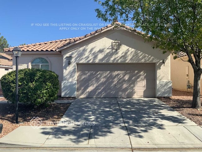 Building Photo - 4469 El Presidio Dr