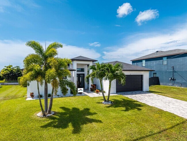Foto del edificio - 828 SW 28th St