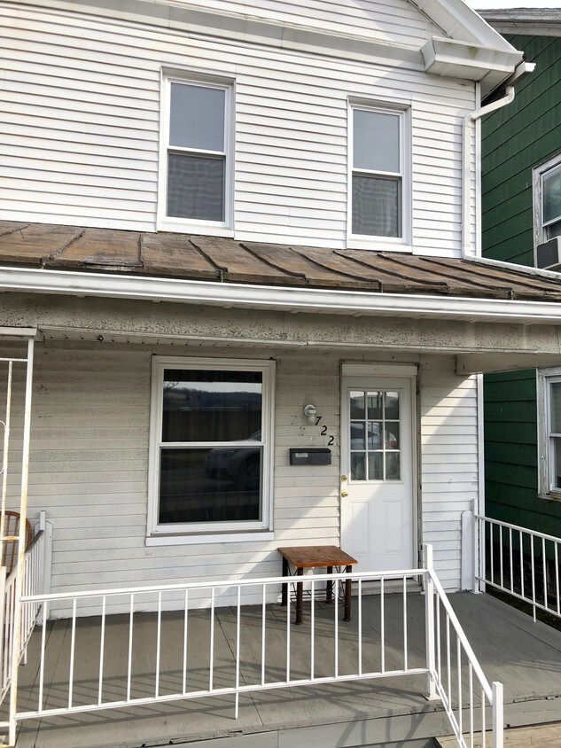 722 S Front St, Sunbury, PA 17801 Townhome Rentals in Sunbury PA