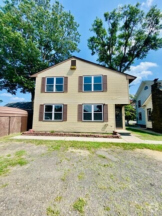 Building Photo - 204 Gateway Blvd