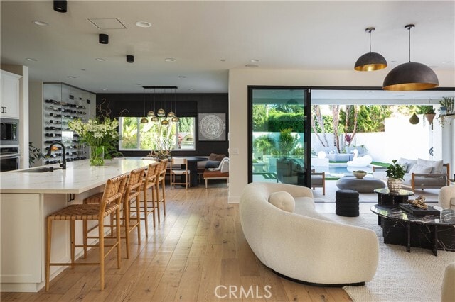 Building Photo - 311 Costa Bella Ct