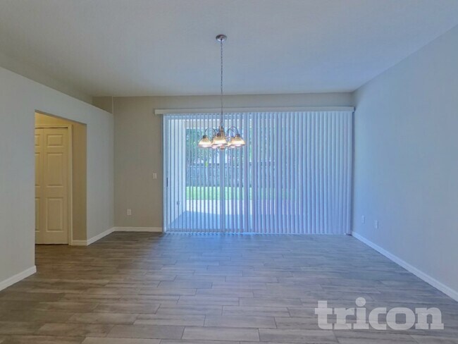 Building Photo - 6705 Cambridge Park Dr
