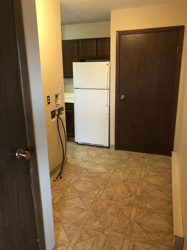 Primary Photo - 308 Sunrise Dr