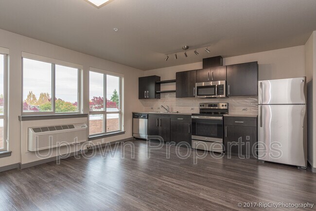 Photo - 5885 S Macadam Ave Apartment