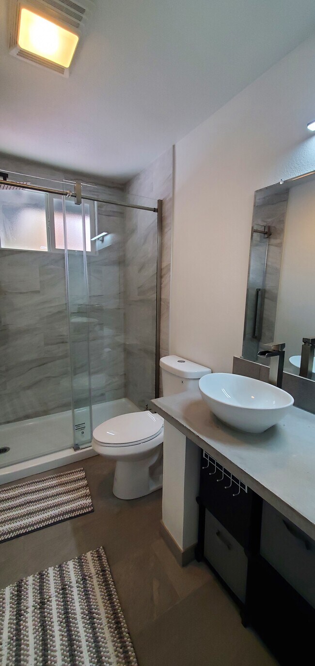 Foto del edificio - 446 SW I St