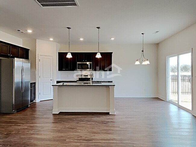 Building Photo - 4824 Chutney Dr