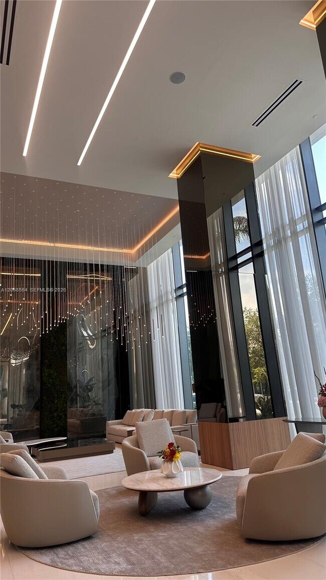 Foto del edificio - 1170 E Hallandale Beach Blvd