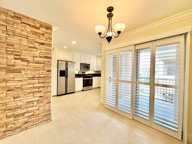 Foto del edificio - Beautiful 3BD/2BA located in the heart of ...