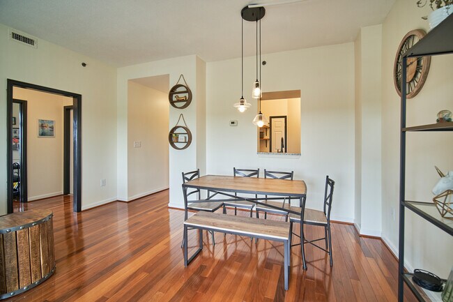 Foto del edificio - 505 E Braddock Rd