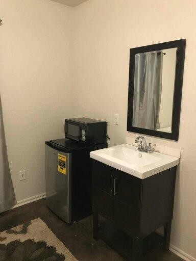 Foto del edificio - 3 bedroom in Lawton OK 73505