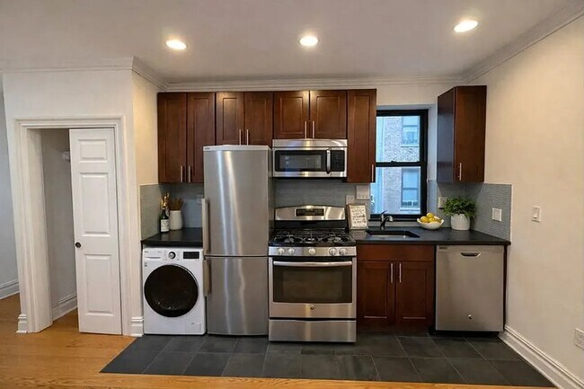 Foto del edificio - 315 Lincoln Pl