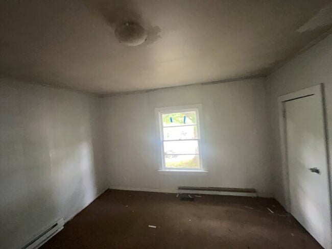 Building Photo - 3 Bedroom 1 bathroom House in Spartanburg SC