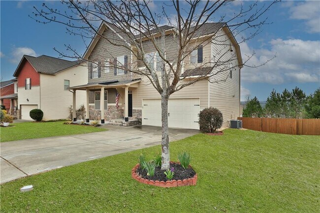 Foto del edificio - 1520 Eaglerock Dr