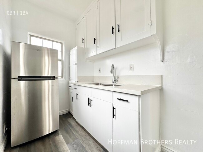 Foto del edificio - 1272 Mullen Ave