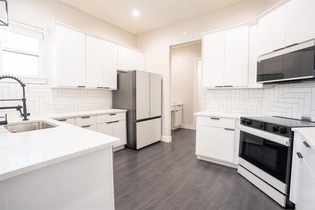 Foto del edificio - 162 Meadow View Blvd