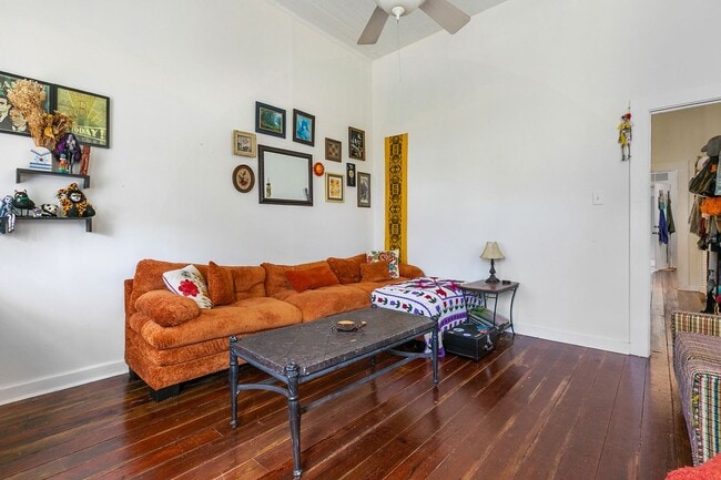 Photo - 5004-5006 Perrier Street Apartment