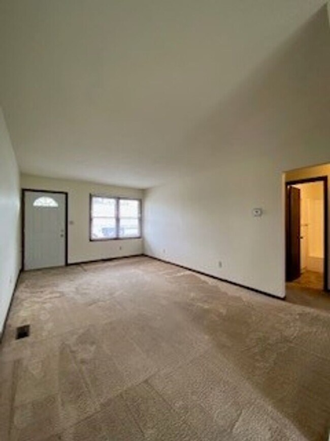 Foto del edificio - 1308 Co Rd 6