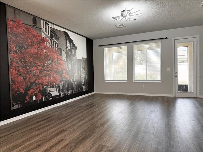Foto del edificio - 2909 Deerberry Ln