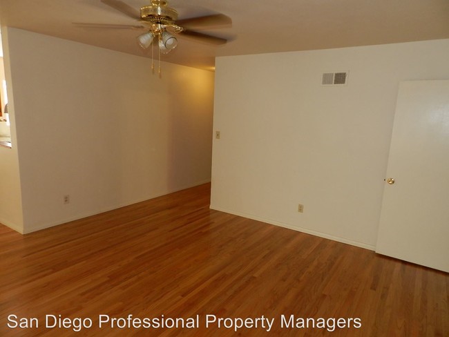Building Photo - 6611 Burgundy St