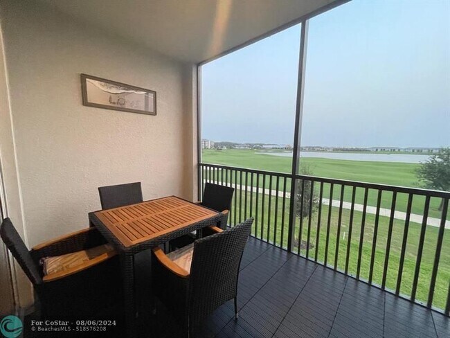 Foto del edificio - 5651 Double Eagle Cir