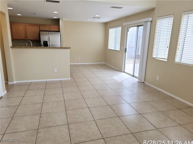 Building Photo - 10600 Corte Sierra St