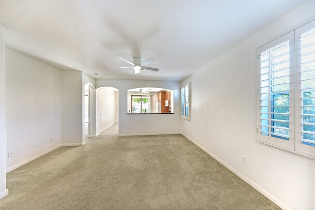 Building Photo - 41480 Via Arleta