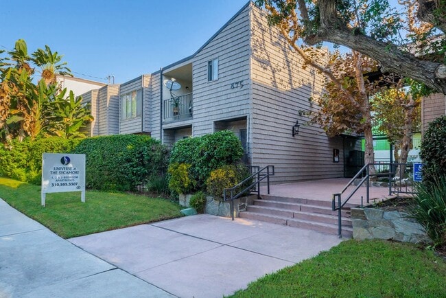 Building Photo - Universe at the Sycamores Apartments