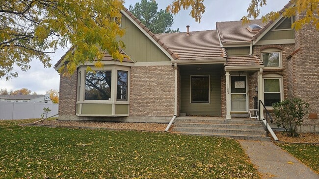 Photo - Spacious Townhome with Finished Basement i...