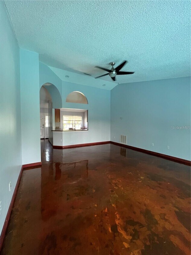 Foto del edificio - 133 Meadow Green Dr