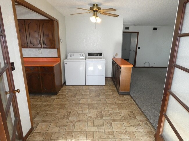 Building Photo - 326 N Monroe St