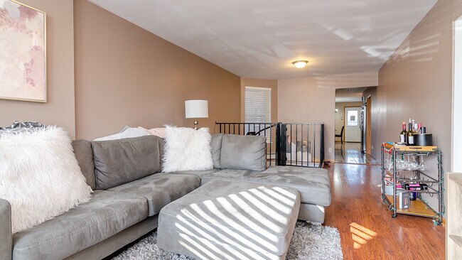 Foto del edificio - 3210 S Princeton Ave