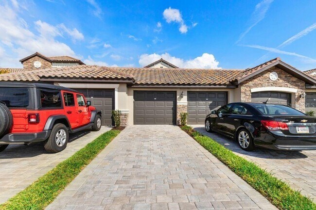 Building Photo - 5558 Palmer Cir