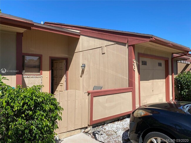 Building Photo - 36 Farnworth Dr