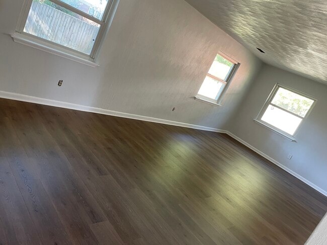 Foto del edificio - 4708 Maser Ct