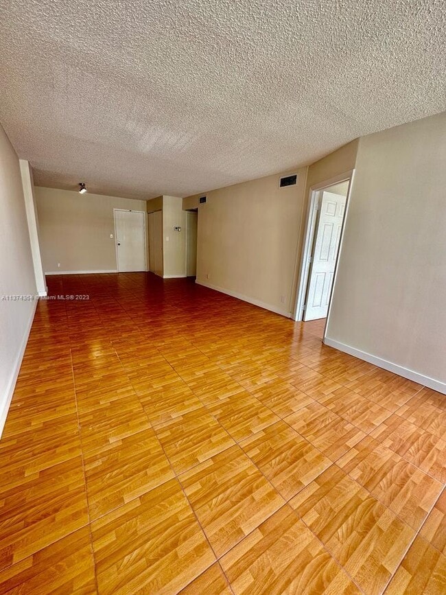 701 Three Islands Boulevard Unit 203, Hallandale Beach, FL 33009