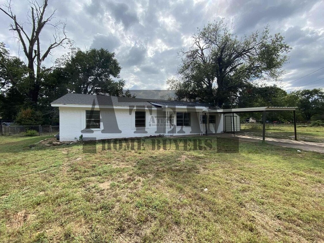 Primary Photo - Very Cozy 3 Bed 1.5 Bath in Trinidad