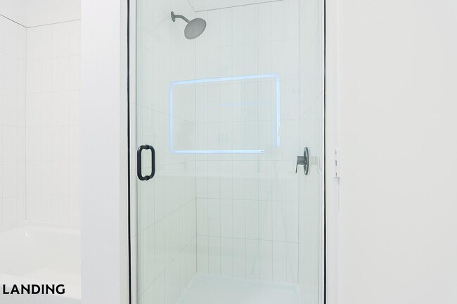 Foto del edificio - 2623 Keene St