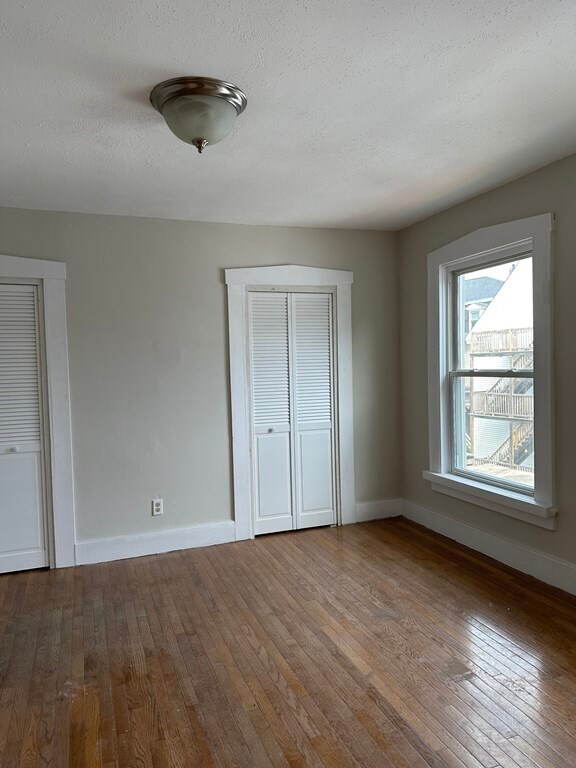 Building Photo - 33 Mount Vernon St