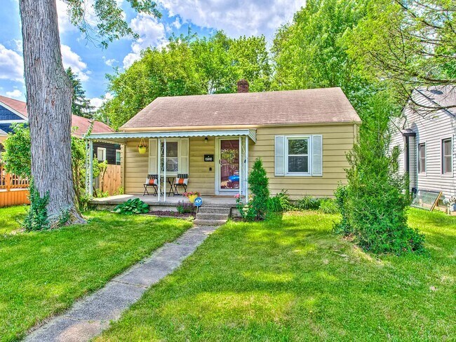 Photo - 4924 Rosslyn Ave House