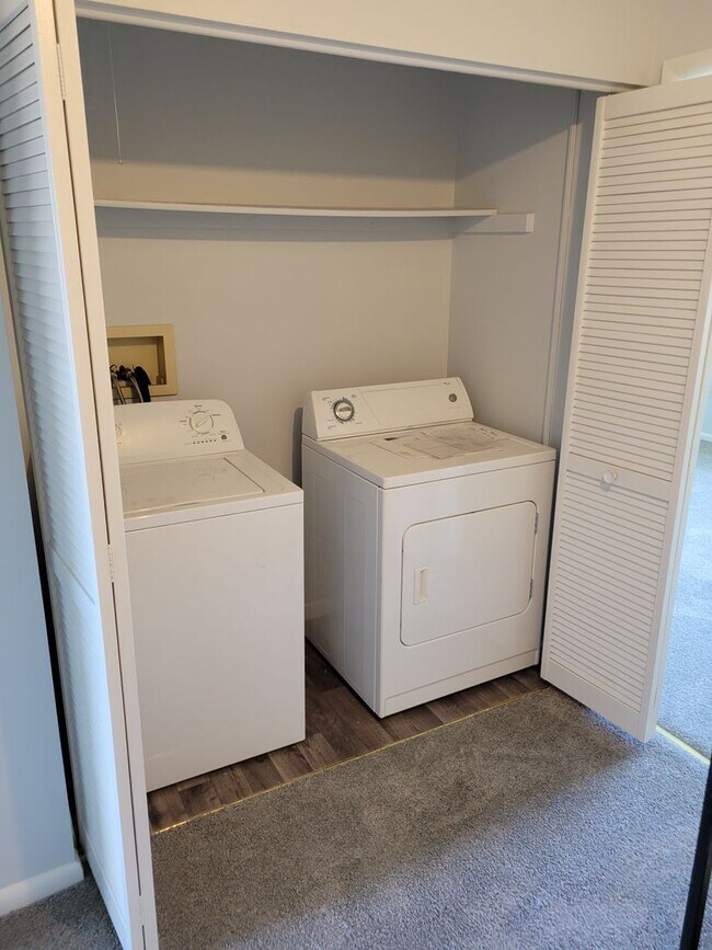 Foto del edificio - 2 Bedroom Newly Renovated