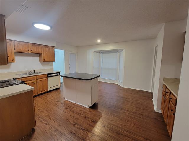 Building Photo - 1317 Greenbriar Ln