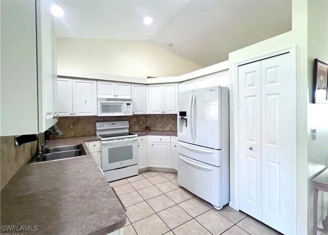 Foto del edificio - 1125 NW 12th Ln